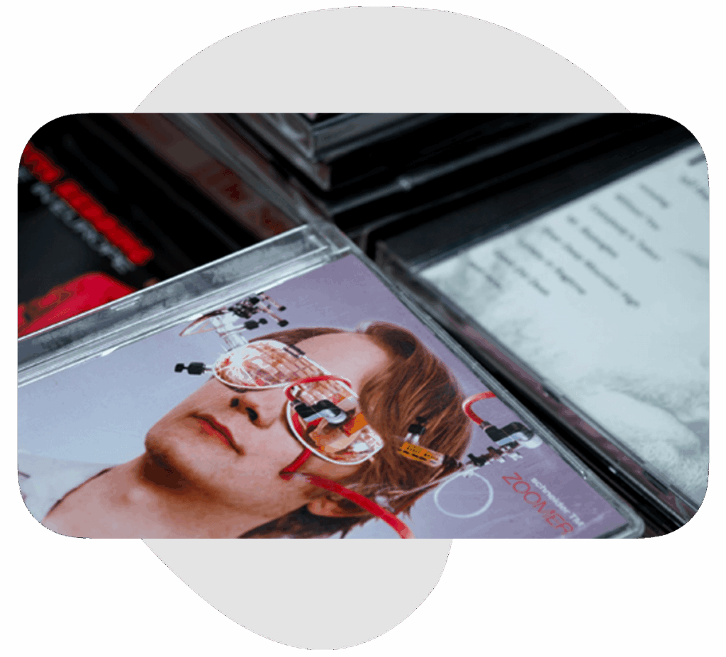 D.V. Srl Duplicazione CD, DVD e Produzione Vinili Professionali. Produzione e Stampa CD e DVD in tutta Italia.